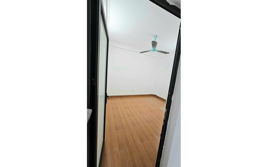 CHO THUÊ NHÀ MẶT PHỐ DƯƠNG VĂN BÉ - HAI BÀ TRƯNG - 63m2 x 4 tầng - 35tr